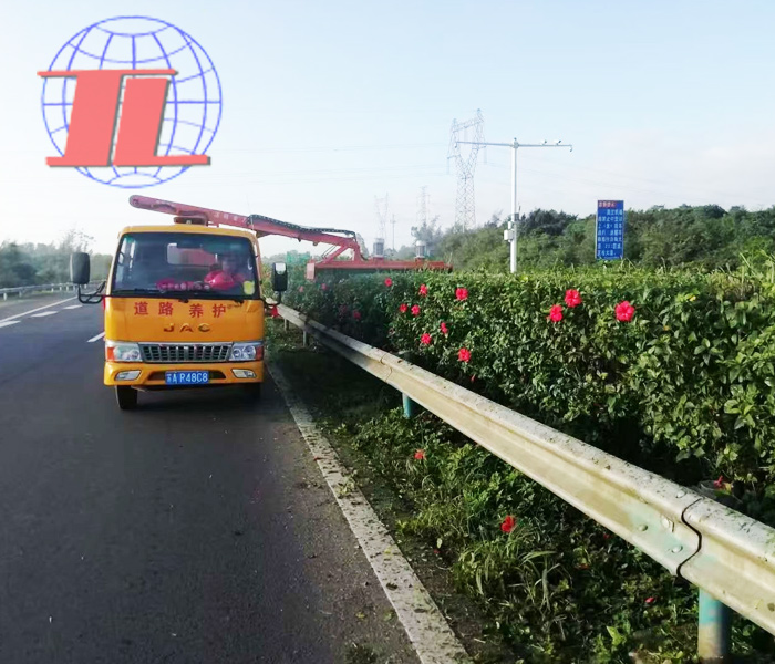 南宁绿化修剪车