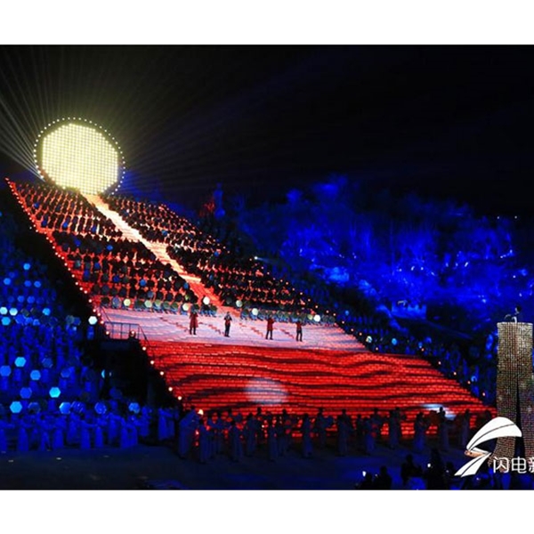 南宁央视春晚泰安站御用升降舞台